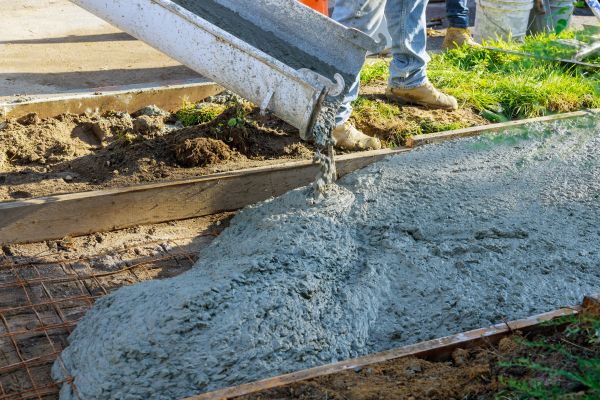 Driveway Concrete Pouring in Cheyenne
